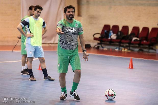 کاندلاس زود عصبانی می شود و نمی تواند نفر اول باشد